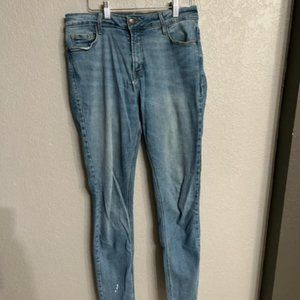 Women's Old Navy Light Blue Jean Size 12 Long